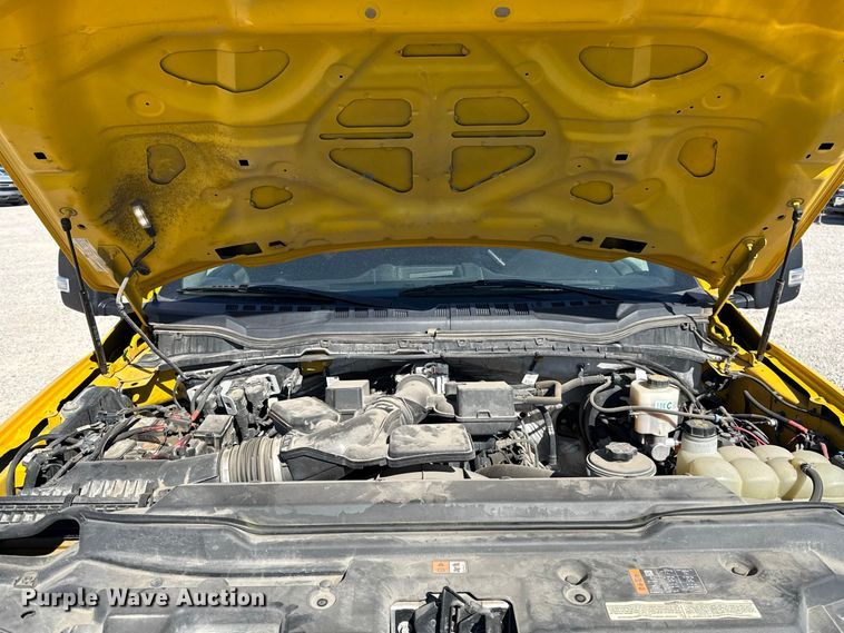 image for item FC4482 2020 Ford F350 Super Duty utility bed pickup truck