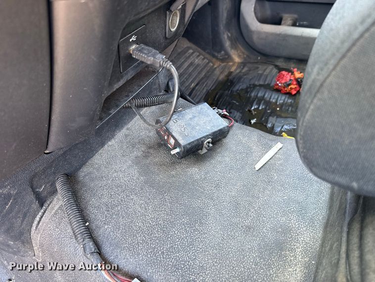 image for item FC4483 2022 Ford F350 Super Duty utility bed pickup truck