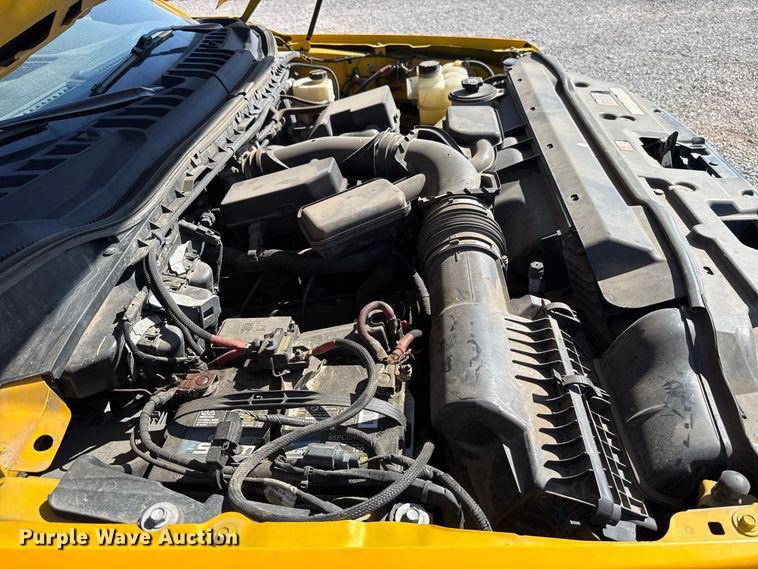 image for item FC4483 2022 Ford F350 Super Duty utility bed pickup truck