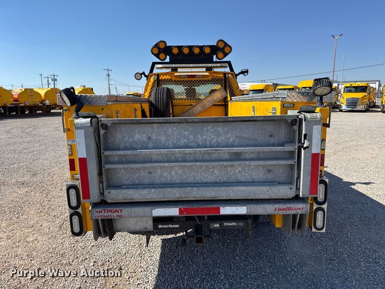 image for item FC4484 2020 Ford F350 Super Duty utility bed pickup truck