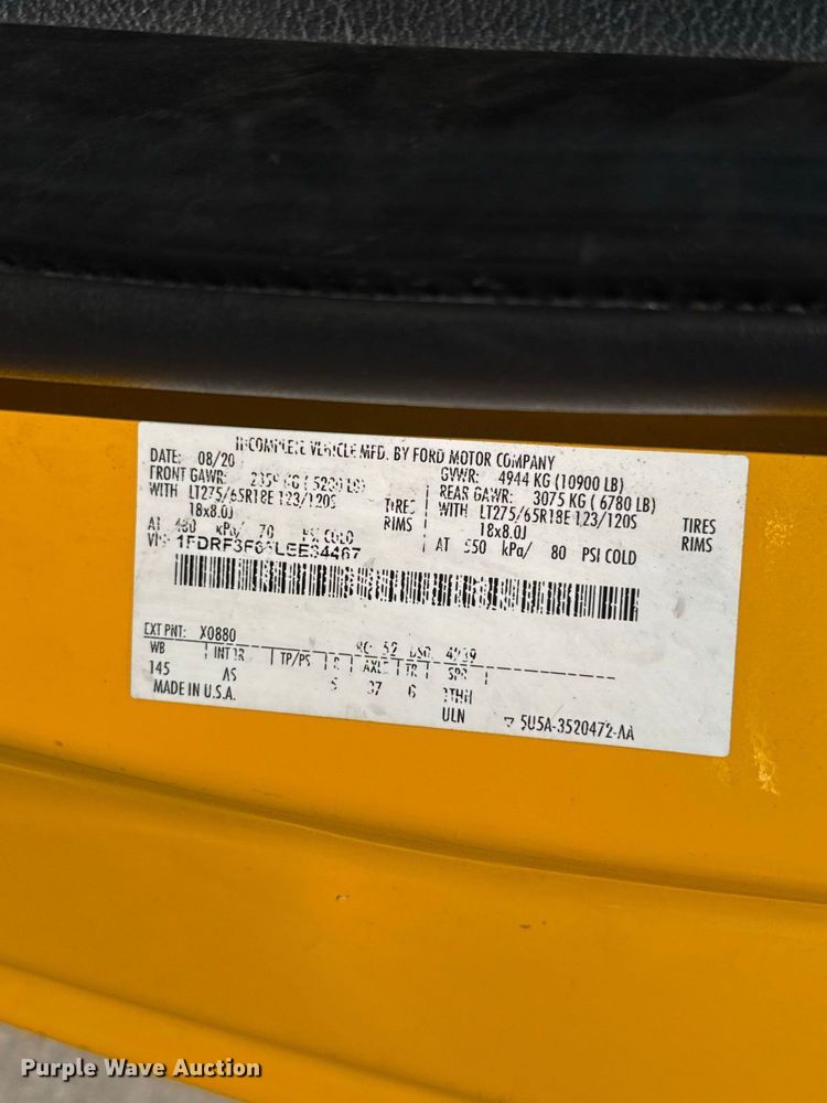 image for item FC4488 2020 Ford F350 Super Duty utility bed pickup truck