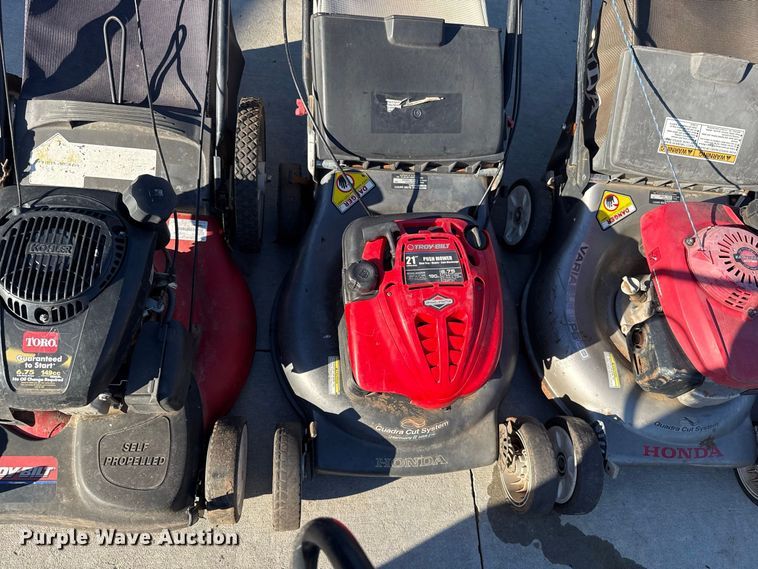 image for item FC4509 (10) push lawn mowers