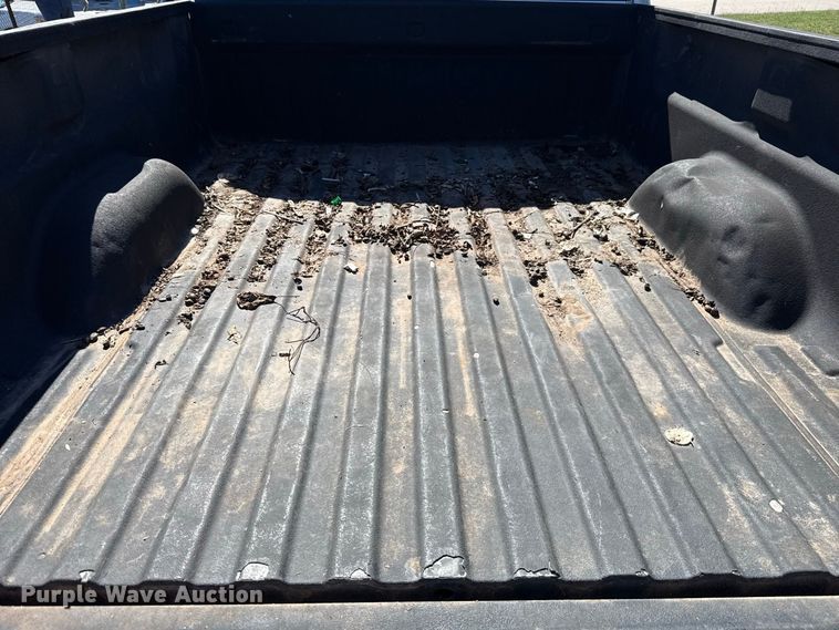image for item FC4513 2013 Chevrolet Silverado 2500HD Crew Cab pickup truck