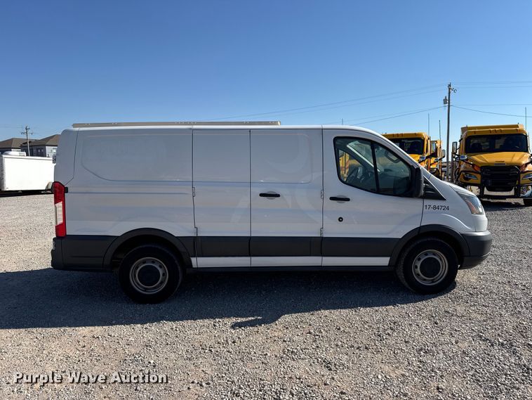 image for item FC4515 2017 Ford Transit 150 van