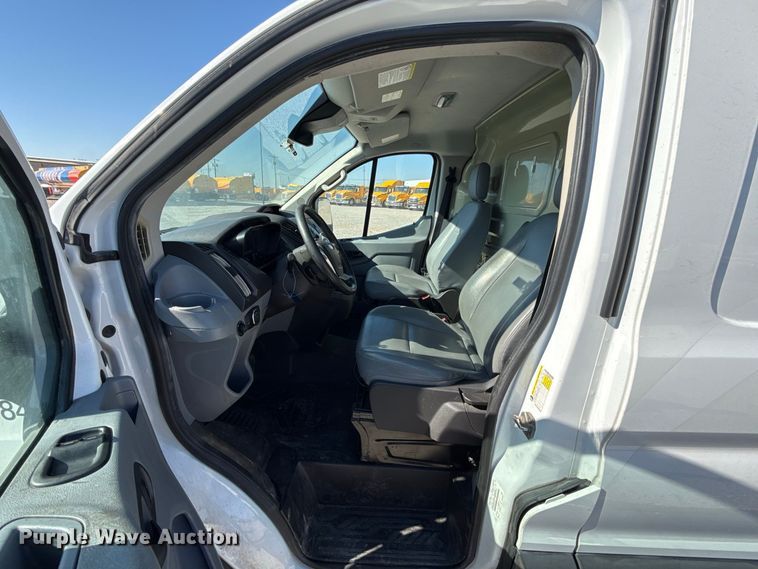image for item FC4515 2017 Ford Transit 150 van