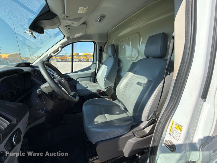 image for item FC4515 2017 Ford Transit 150 van