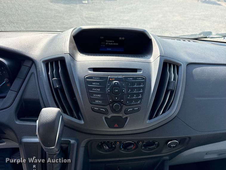 image for item FC4515 2017 Ford Transit 150 van