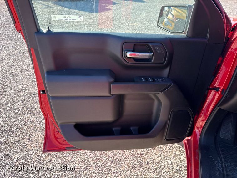 image for item FC4516 2022 Chevrolet Silverado 1500 Crew Cab pickup truck