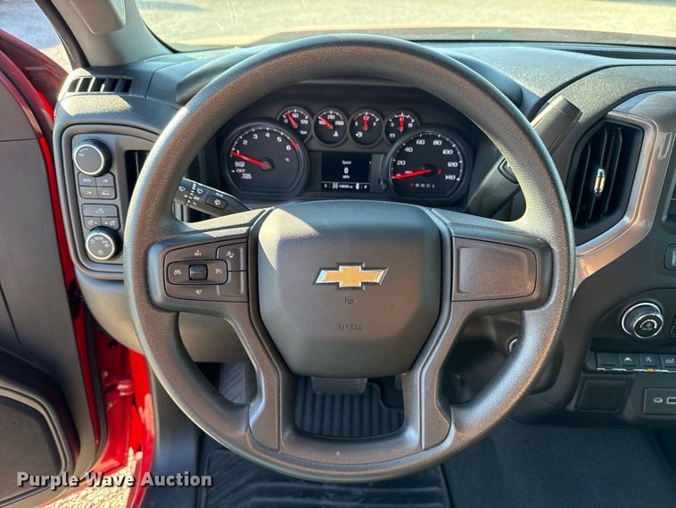 image for item FC4516 2022 Chevrolet Silverado 1500 Crew Cab pickup truck