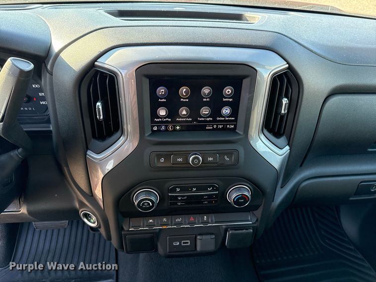 image for item FC4516 2022 Chevrolet Silverado 1500 Crew Cab pickup truck