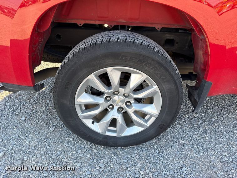 image for item FC4516 2022 Chevrolet Silverado 1500 Crew Cab pickup truck