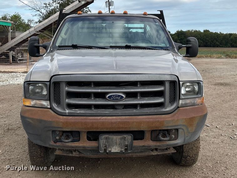 image for item FG0726 2004 Ford F350 flatbed pickup truck