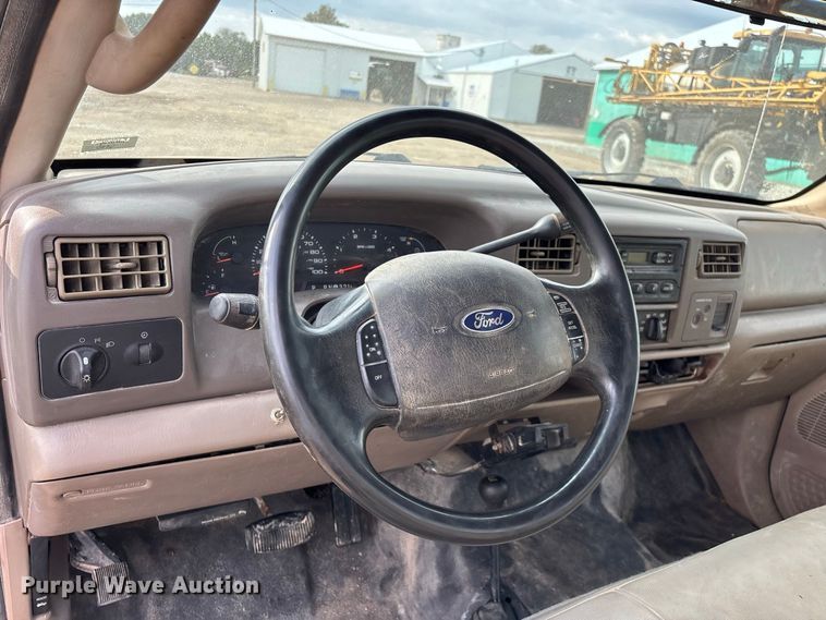 image for item FG0726 2004 Ford F350 flatbed pickup truck