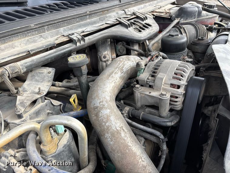 image for item FG0726 2004 Ford F350 flatbed pickup truck