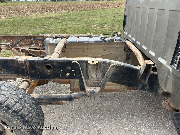 image for item FG0736 2001 Chevrolet Silverado 2500HD Ext. Cab pickup truck