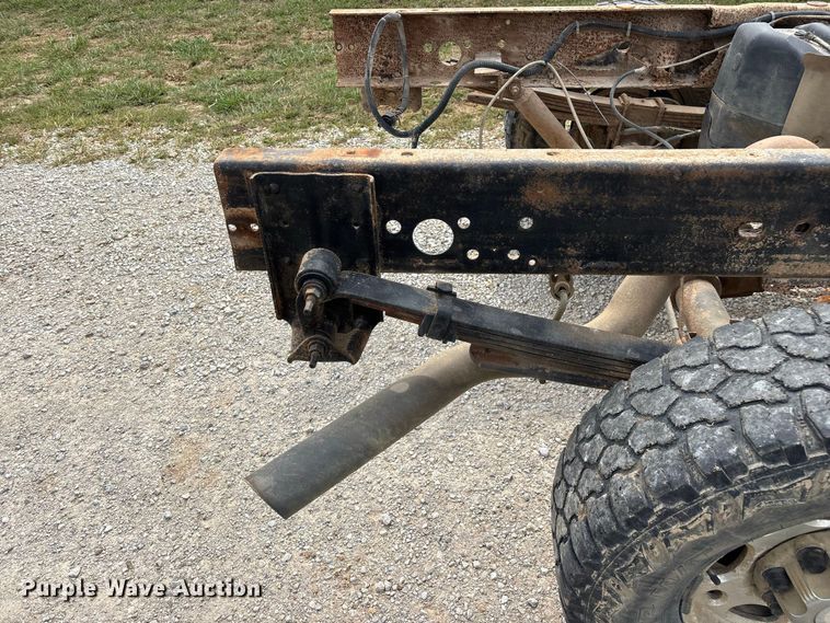 image for item FG0736 2001 Chevrolet Silverado 2500HD Ext. Cab pickup truck