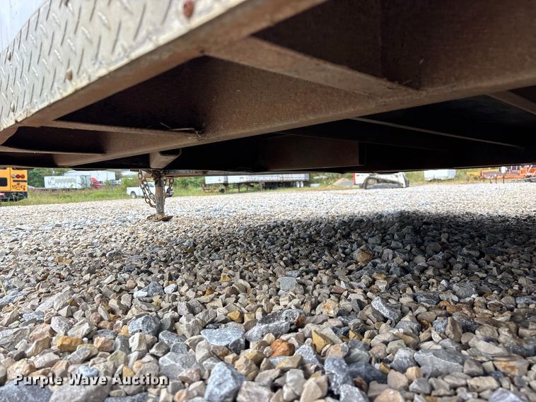 image for item FG0755 2007 DooLittle enclosed cargo trailer