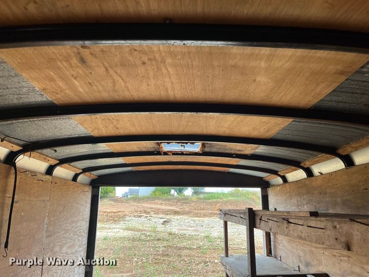 image for item FG0756 2002 DooLittle enclosed cargo trailer