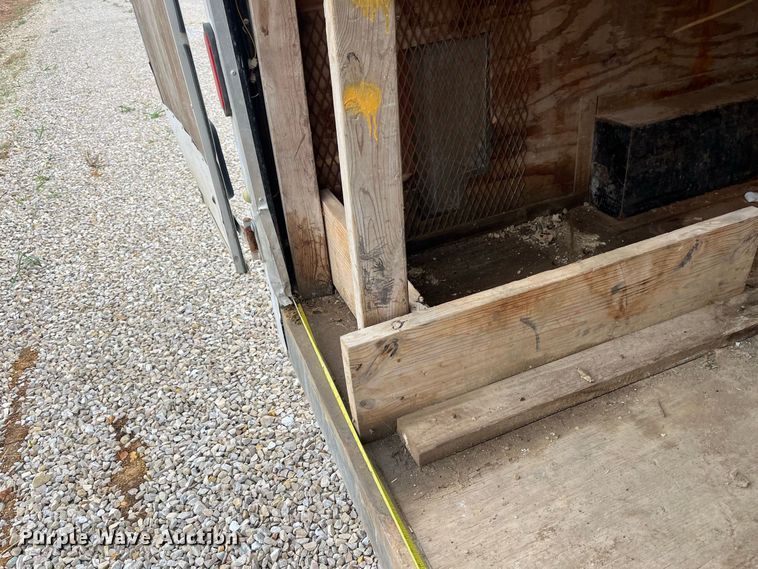 image for item FG0756 2002 DooLittle enclosed cargo trailer