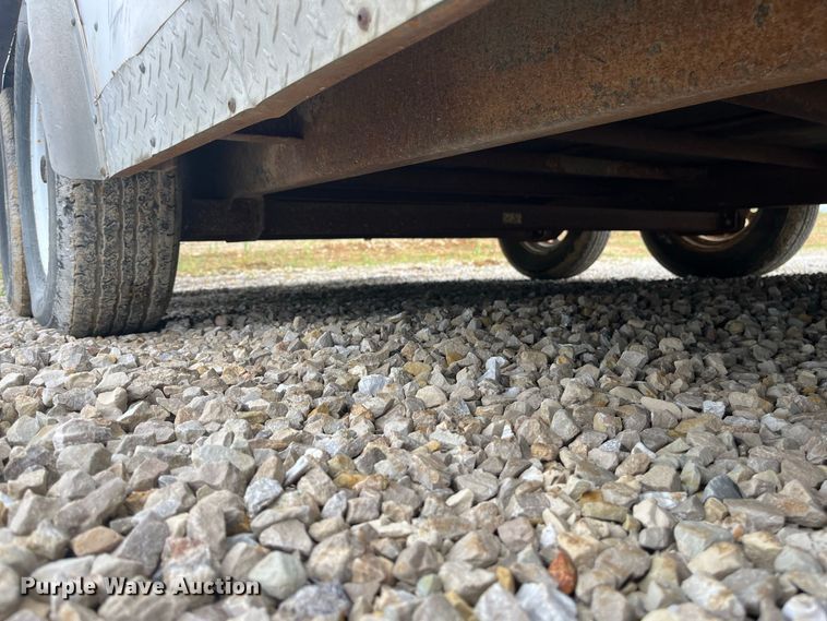 image for item FG0756 2002 DooLittle enclosed cargo trailer