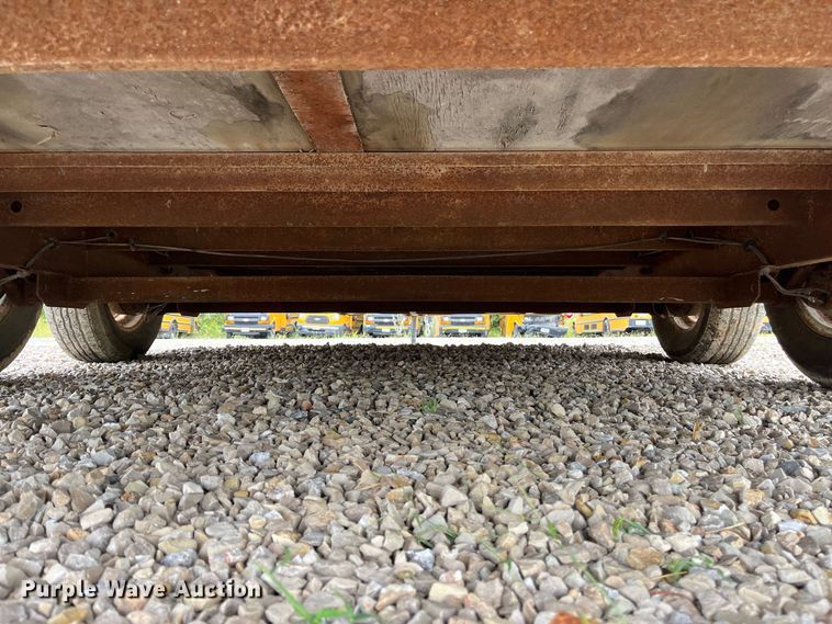 image for item FG0756 2002 DooLittle enclosed cargo trailer