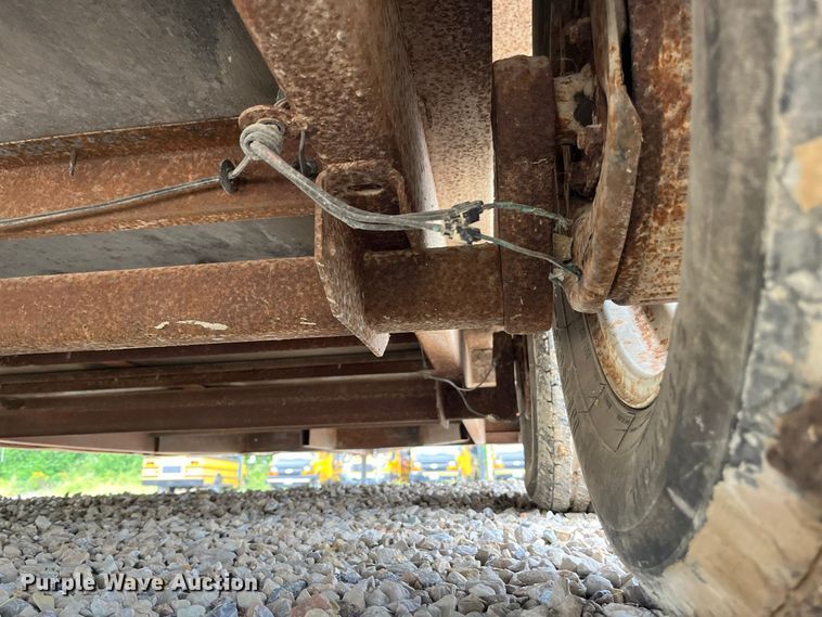 image for item FG0756 2002 DooLittle enclosed cargo trailer