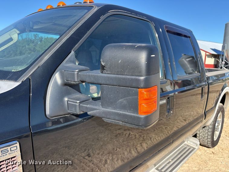 image for item FG0766 2010 Ford F250 Super Duty King Ranch Crew Cab pickup truck