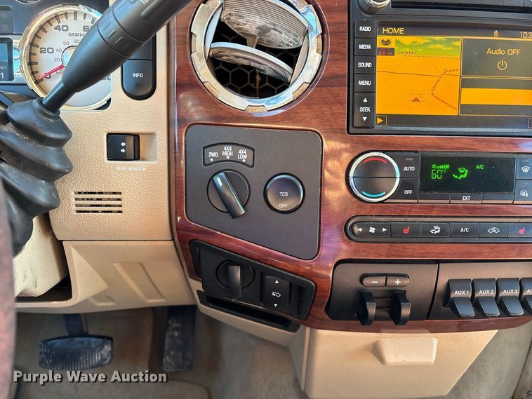 image for item FG0766 2010 Ford F250 Super Duty King Ranch Crew Cab pickup truck