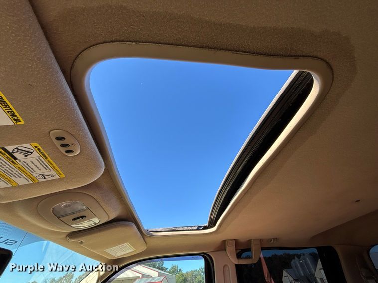 image for item FG0766 2010 Ford F250 Super Duty King Ranch Crew Cab pickup truck