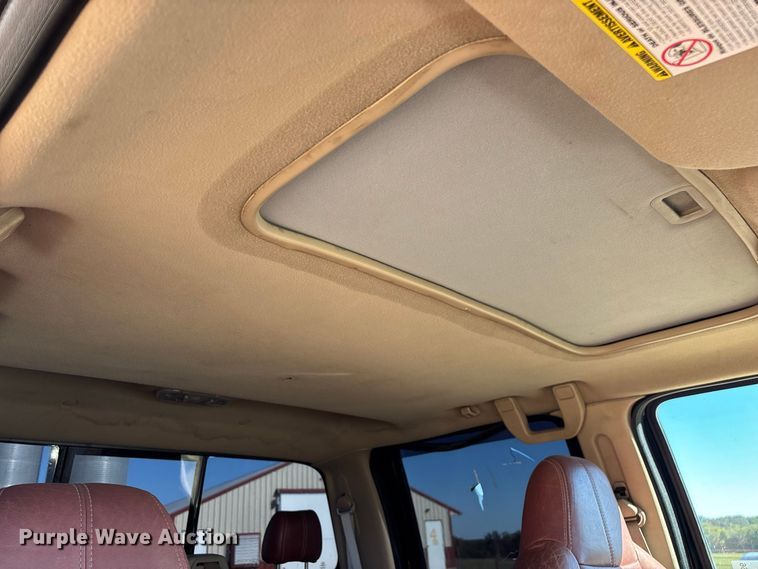 image for item FG0766 2010 Ford F250 Super Duty King Ranch Crew Cab pickup truck