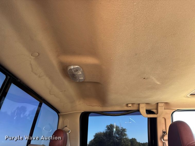 image for item FG0766 2010 Ford F250 Super Duty King Ranch Crew Cab pickup truck