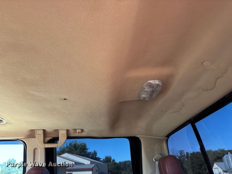 image for item FG0766 2010 Ford F250 Super Duty King Ranch Crew Cab pickup truck