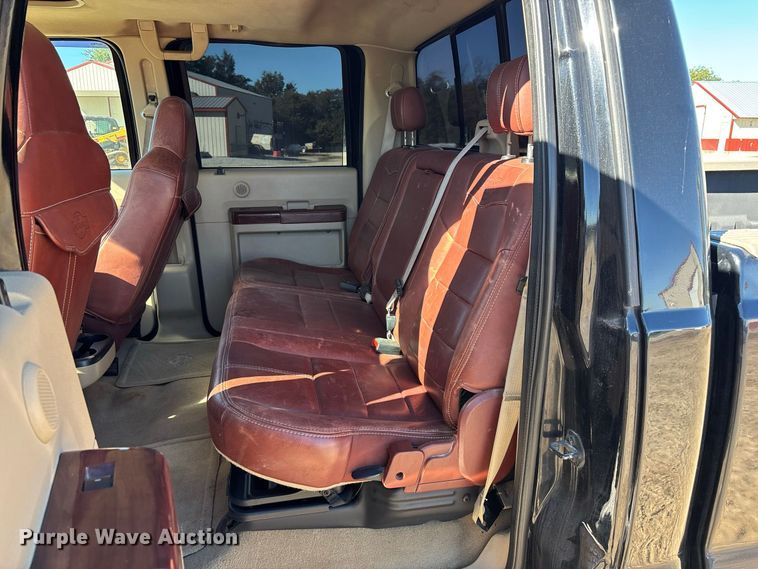 image for item FG0766 2010 Ford F250 Super Duty King Ranch Crew Cab pickup truck