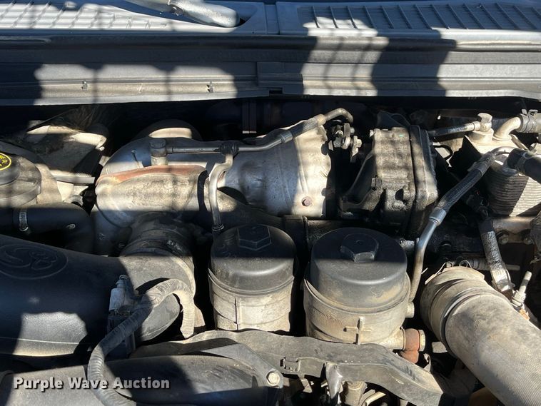 image for item FG0766 2010 Ford F250 Super Duty King Ranch Crew Cab pickup truck