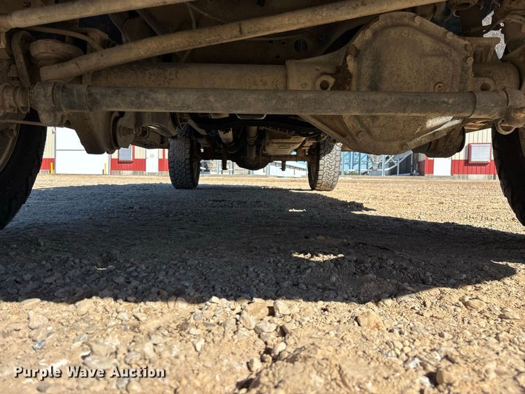 image for item FG0766 2010 Ford F250 Super Duty King Ranch Crew Cab pickup truck
