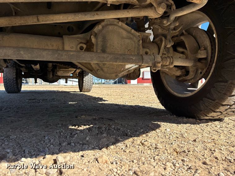 image for item FG0766 2010 Ford F250 Super Duty King Ranch Crew Cab pickup truck