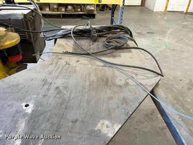 image for item FG0768 Fanuc Robot Arc Mate 100 i robotic welder