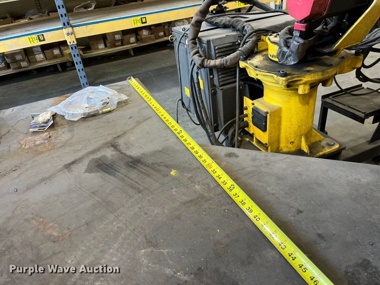 image for item FG0768 Fanuc Robot Arc Mate 100 i robotic welder