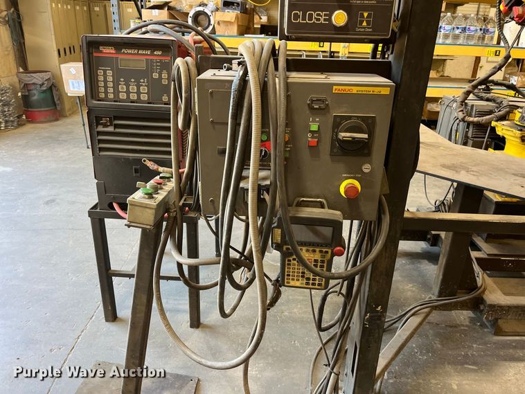 image for item FG0768 Fanuc Robot Arc Mate 100 i robotic welder