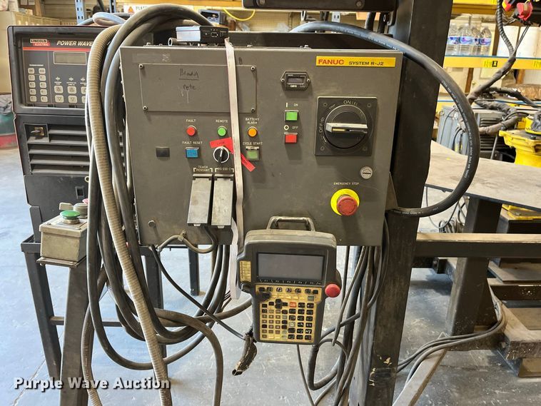 image for item FG0768 Fanuc Robot Arc Mate 100 i robotic welder