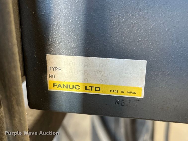 image for item FG0768 Fanuc Robot Arc Mate 100 i robotic welder