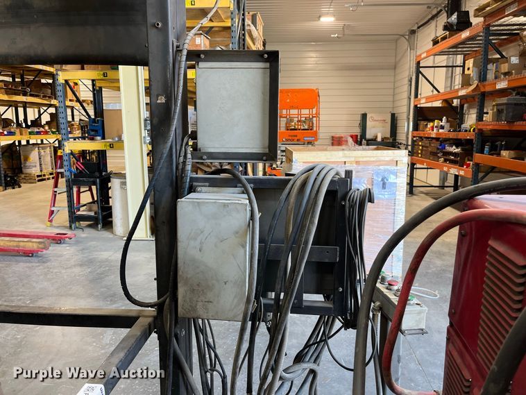 image for item FG0768 Fanuc Robot Arc Mate 100 i robotic welder