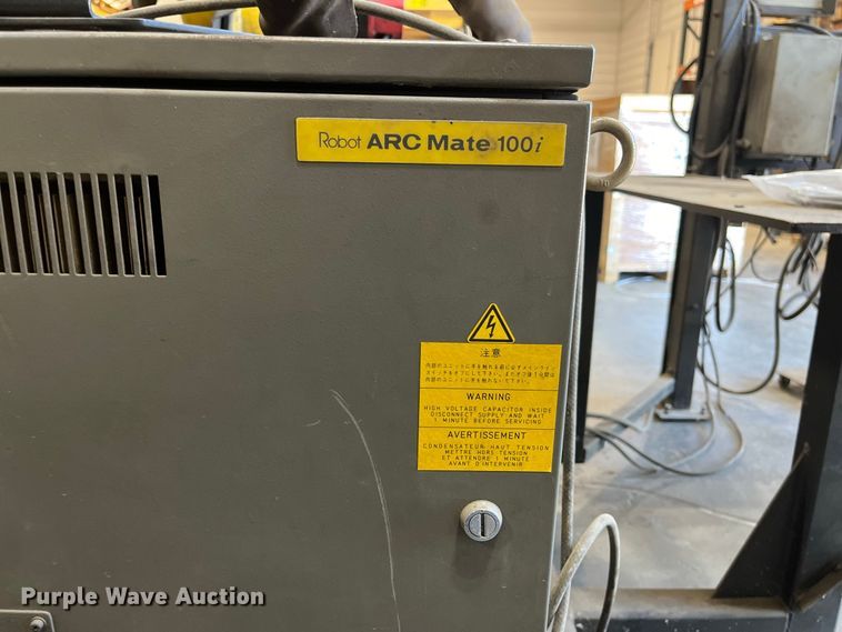 image for item FG0768 Fanuc Robot Arc Mate 100 i robotic welder