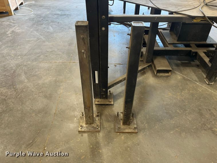 image for item FG0768 Fanuc Robot Arc Mate 100 i robotic welder