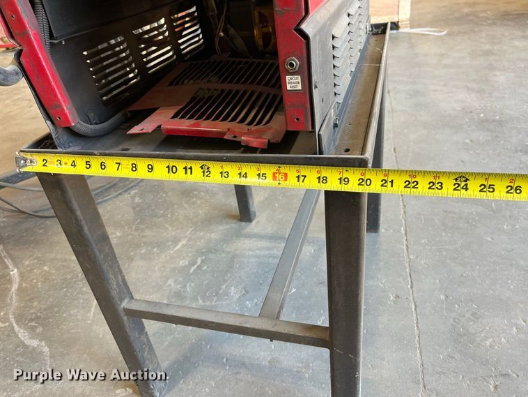 image for item FG0768 Fanuc Robot Arc Mate 100 i robotic welder