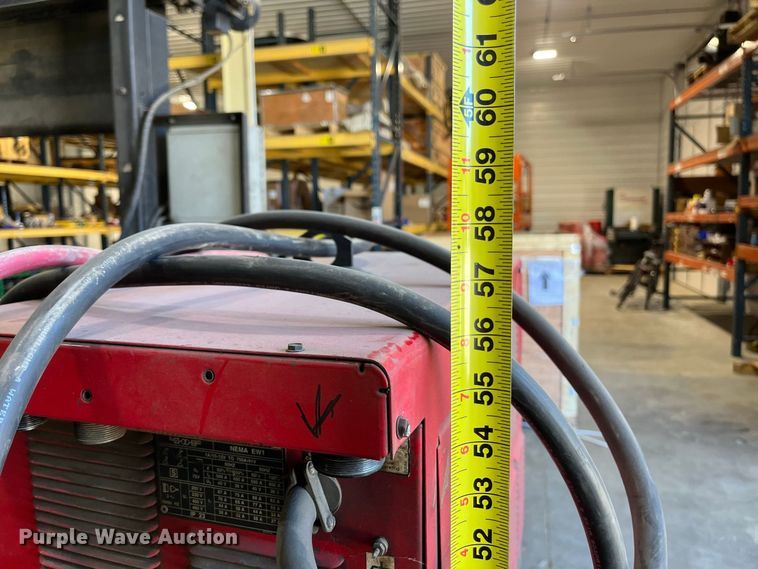 image for item FG0768 Fanuc Robot Arc Mate 100 i robotic welder
