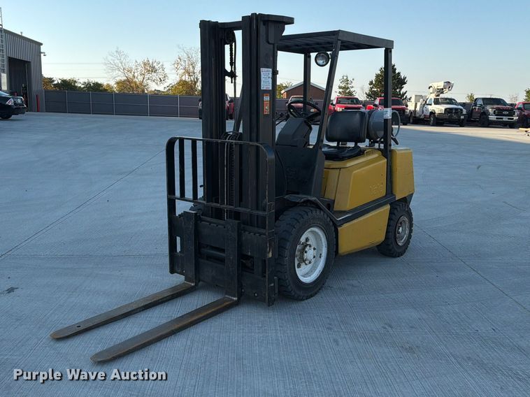 image for item FG0785 Yale GLP060TENUAE086 forklift