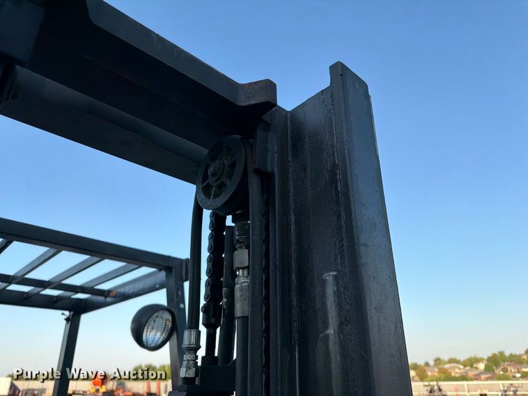 image for item FG0785 Yale GLP060TENUAE086 forklift