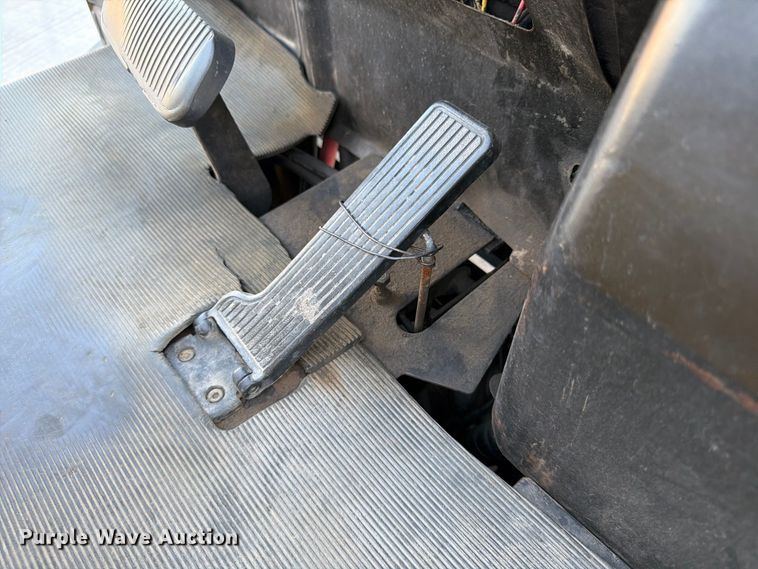 image for item FG0785 Yale GLP060TENUAE086 forklift