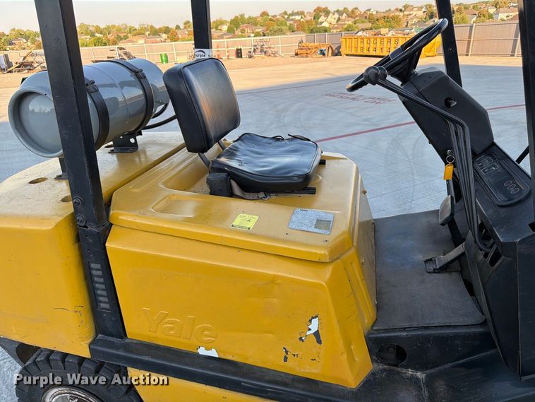 image for item FG0785 Yale GLP060TENUAE086 forklift